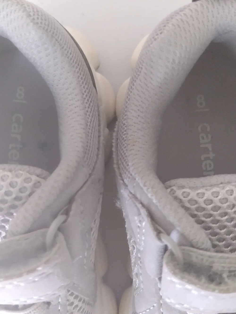 Carter's Toddler Light Grey Mesh Athletic Sneakers Easy Strap Size 8 Toddler